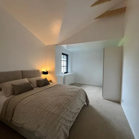 Black House Semesterbostad